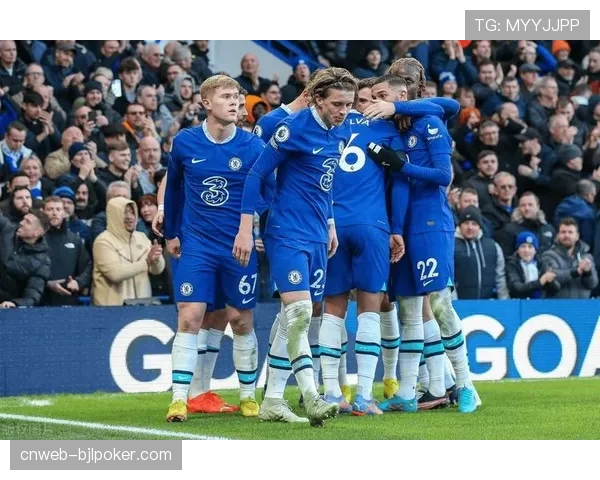 深度报道：2025-26赛季英超中下游球队低位防守复兴背后的数据与生存逻辑