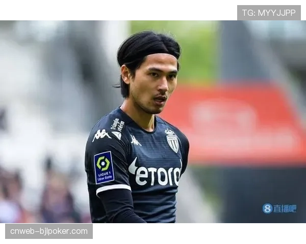 摩纳哥前锋南野拓实十字韧带重伤，赛季报销世界杯前景蒙阴影